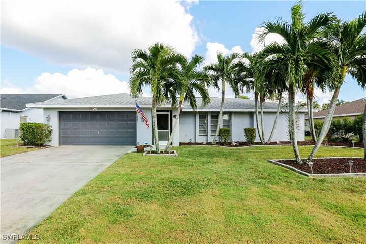 207 SE 20th Place  Cape Coral FL 33990 photo