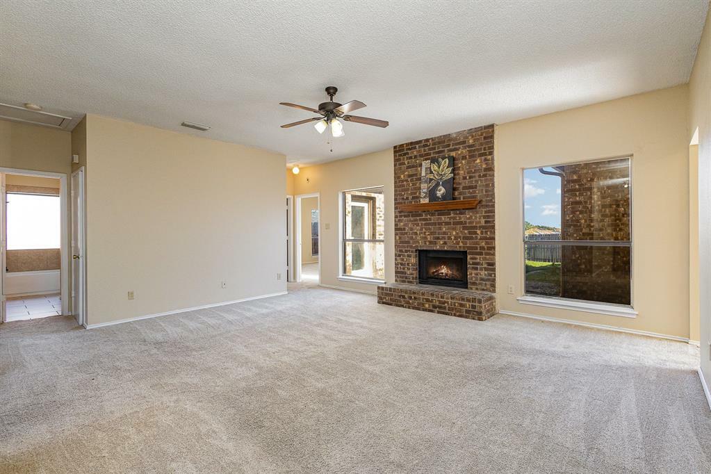 Property Photo:  508 Buttercup Trail  TX 75149 