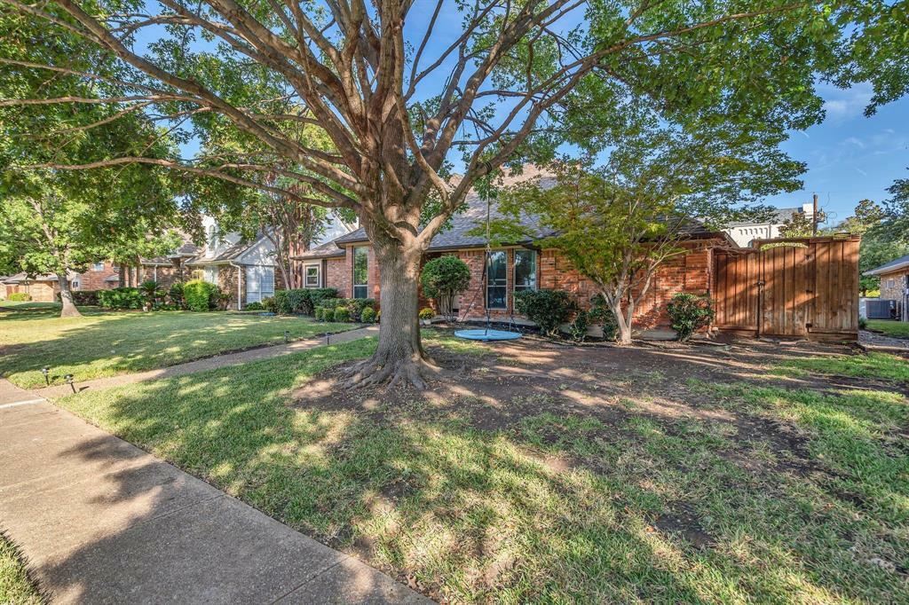 Property Photo:  2809 Piedra Drive  TX 75023 