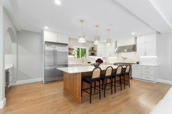 Property Photo:  8 Chestnut St  MA 01890 