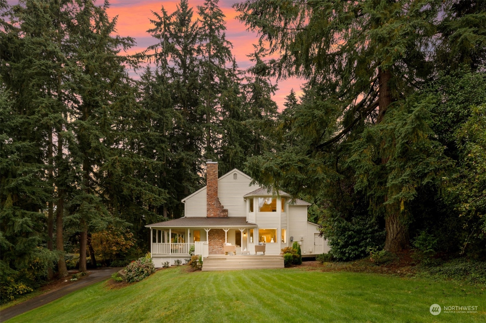 Property Photo:  20624 W Richmond Road  WA 98021 