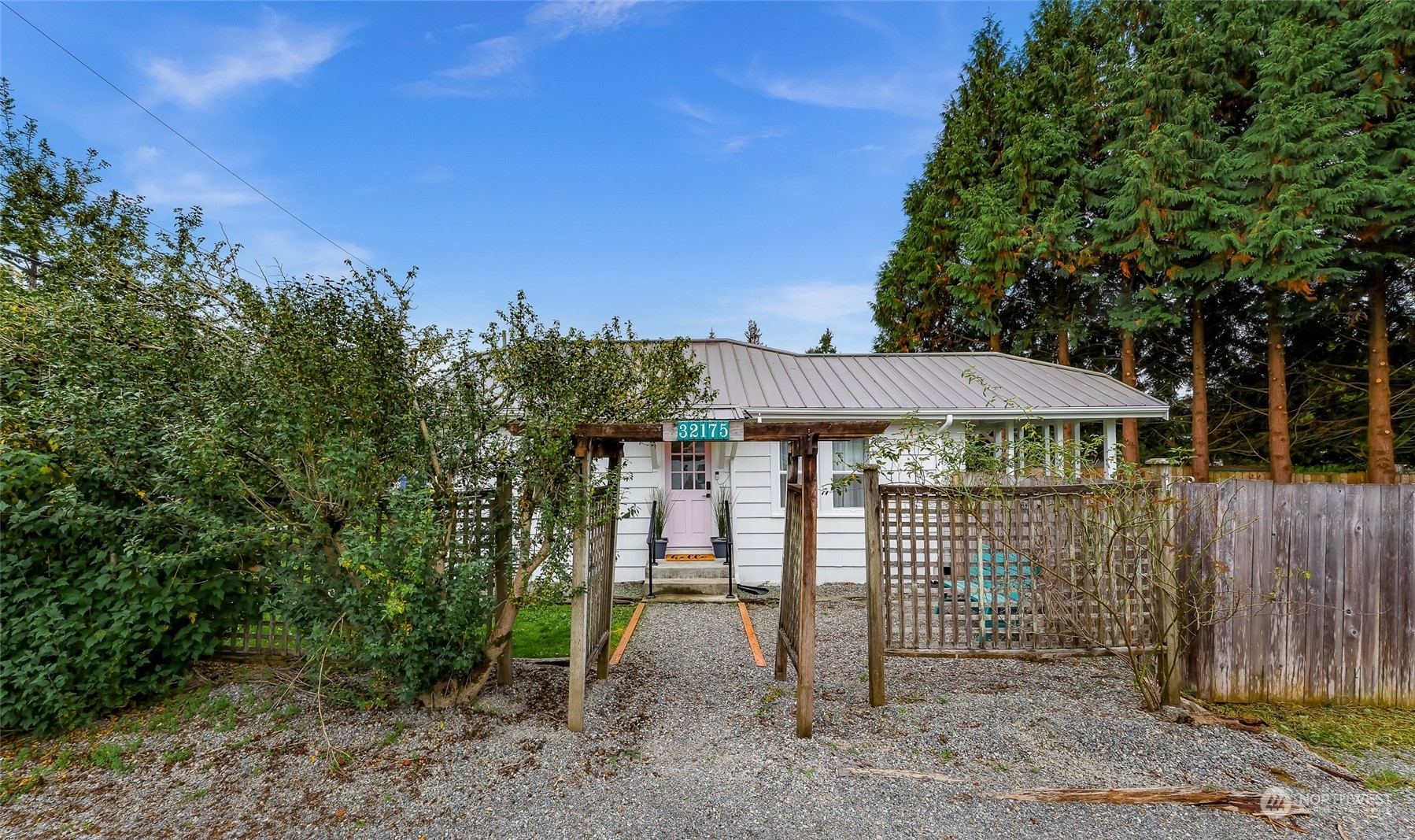 Property Photo:  32175 E Bird Street  WA 98014 