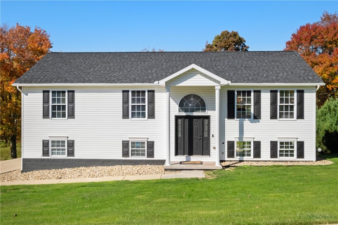 115 Covington Dr  Butler PA 16001 photo