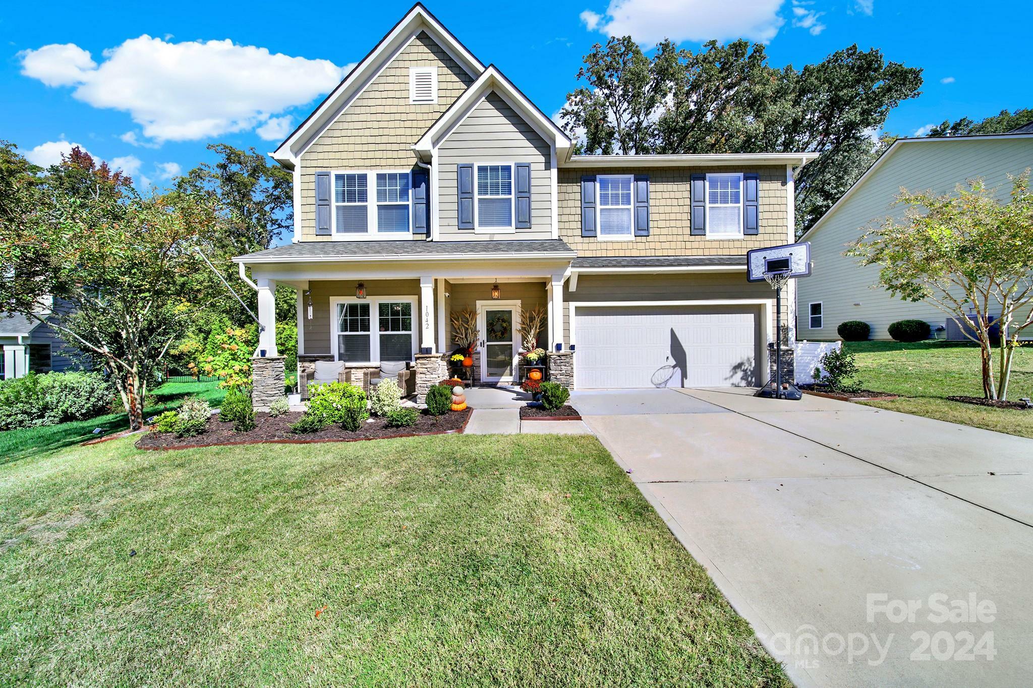 Property Photo:  1042 Quail Run Court  SC 29707 