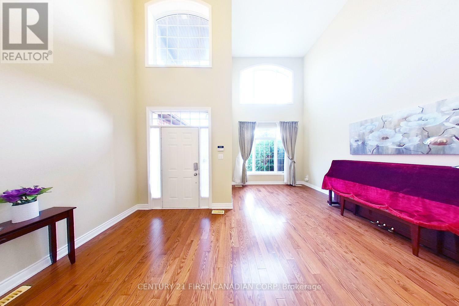 Property Photo:  448 Cottontail Crescent  ON N5X 4N4 