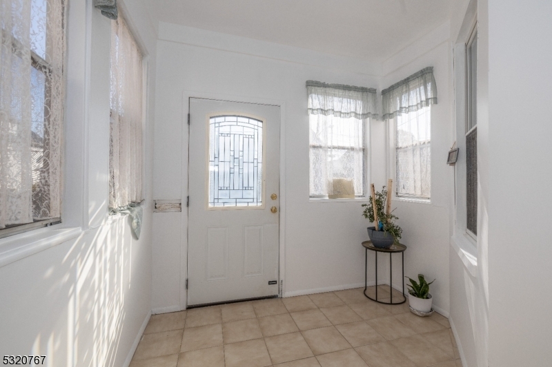 Property Photo:  616 Adams Ave  NJ 07201 