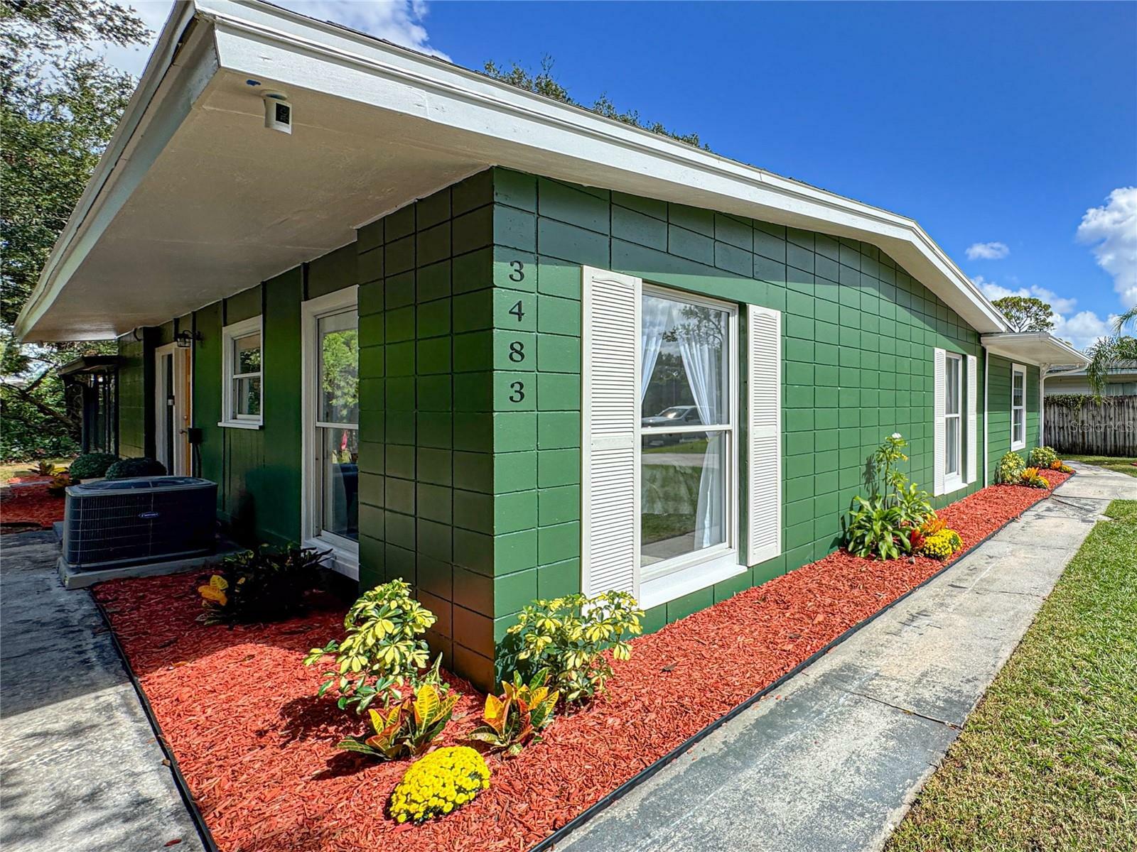 Property Photo: 3483 Seagrape Drive FL 32792
