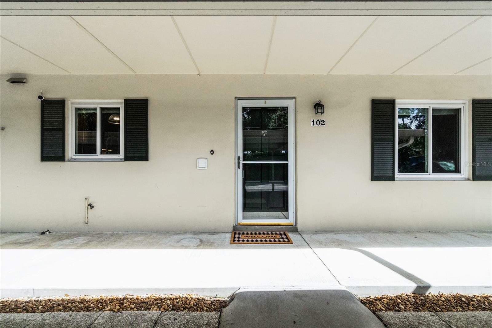 Property Photo:  210 Magnolia Road 102  FL 32751 