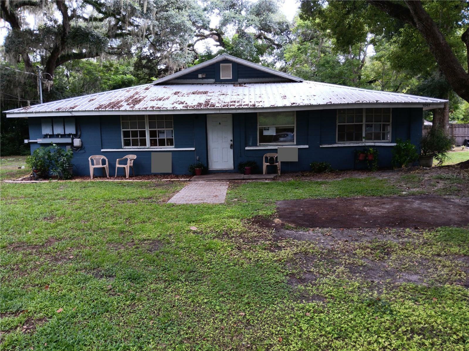 Property Photo:  3947 State Road 60 E  FL 33830 