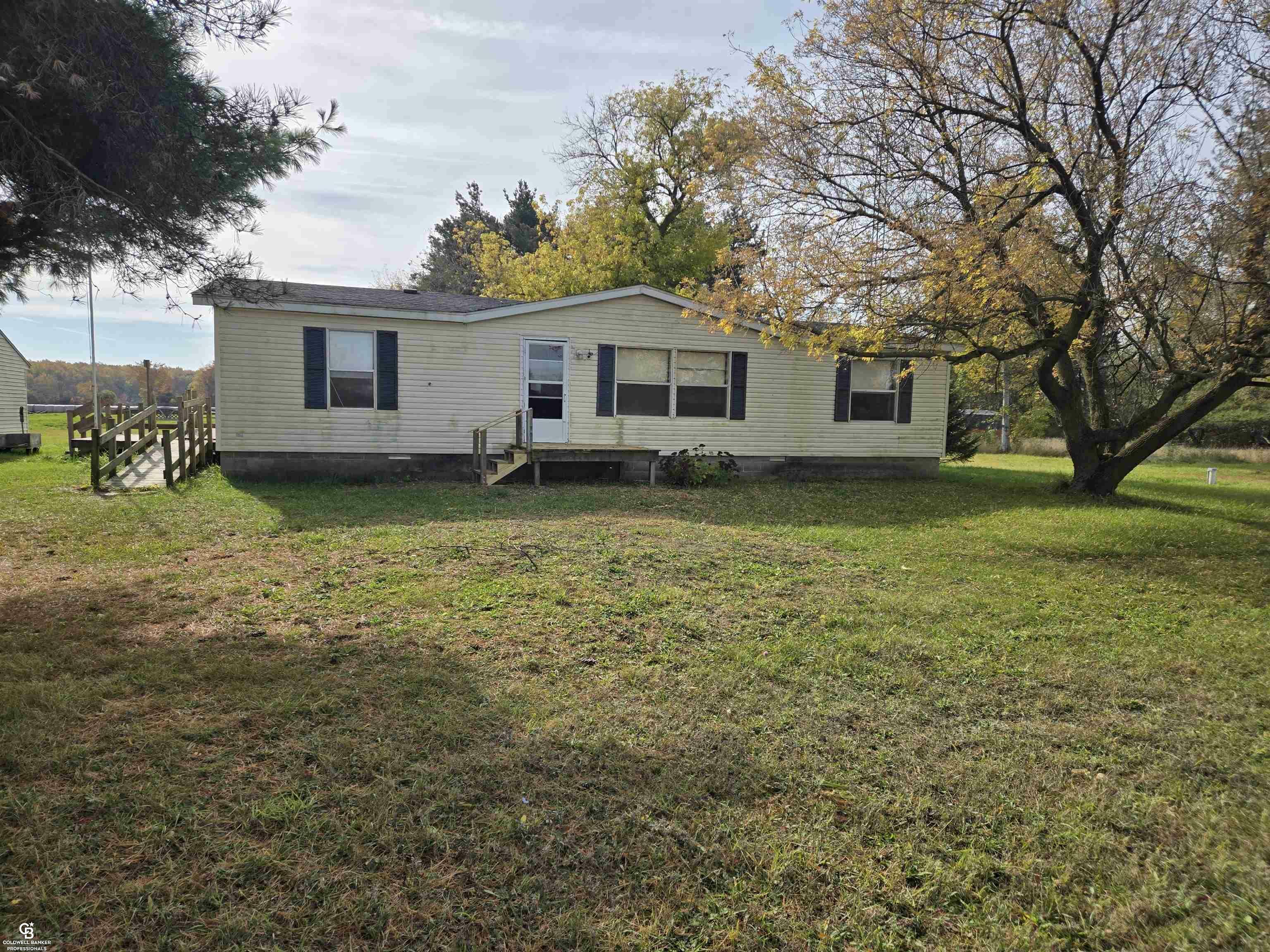 Property Photo:  7723 Yale Road  MI 48006 