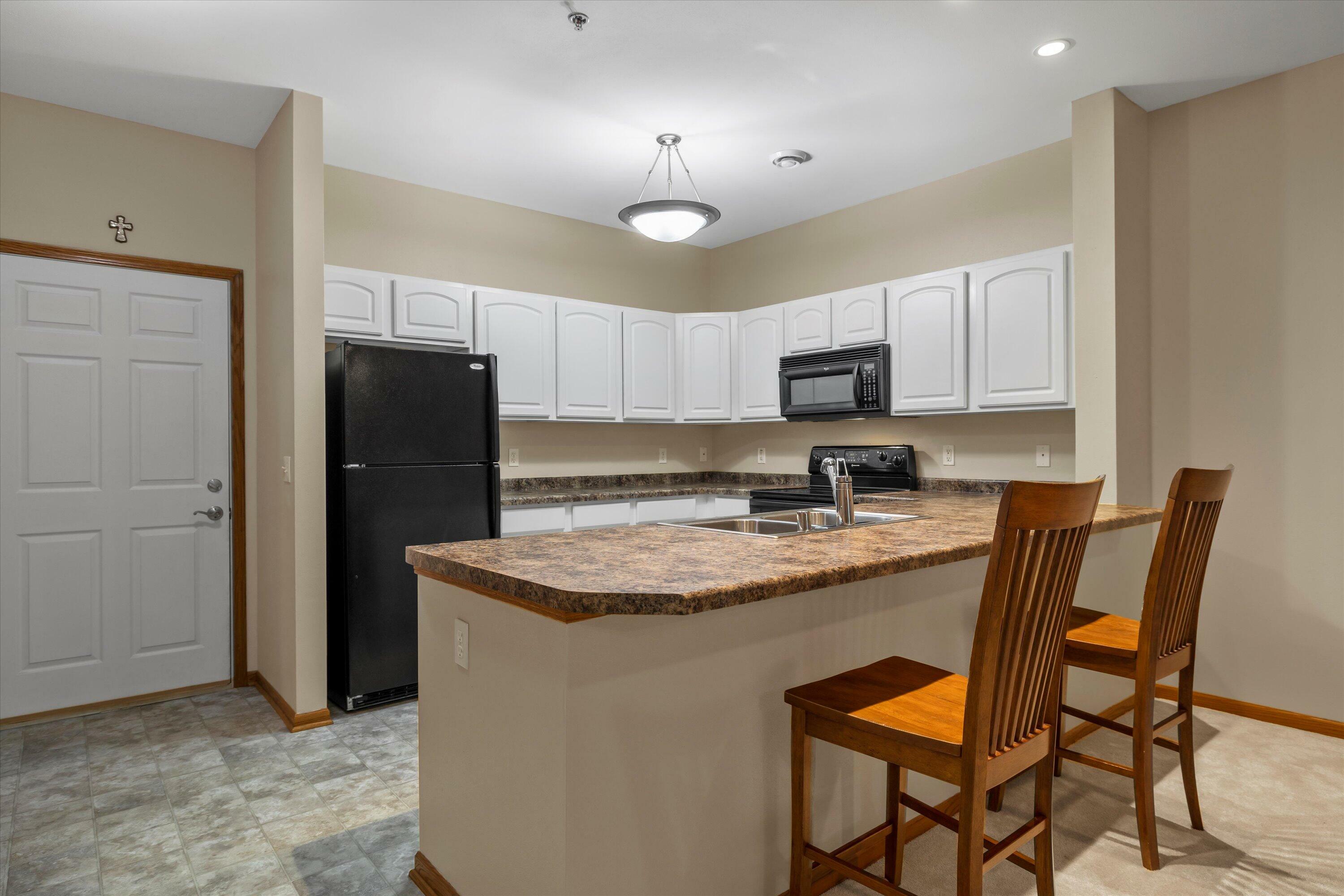 Property Photo:  1510 Gabriel Dr 2  WI 53188 