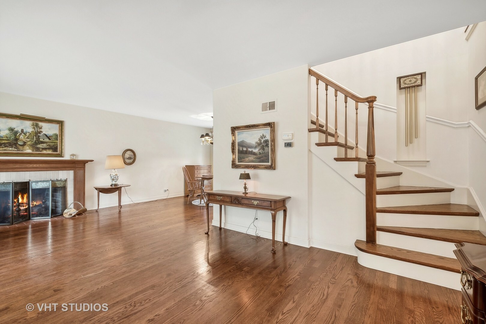 Property Photo:  6834 N Loleta Avenue  IL 60646 