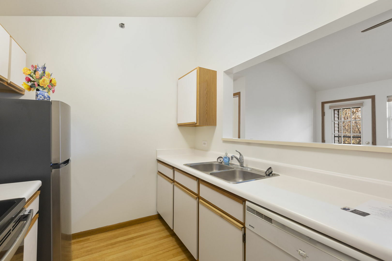 Property Photo:  340 Cunat Boulevard 3D  IL 60071 