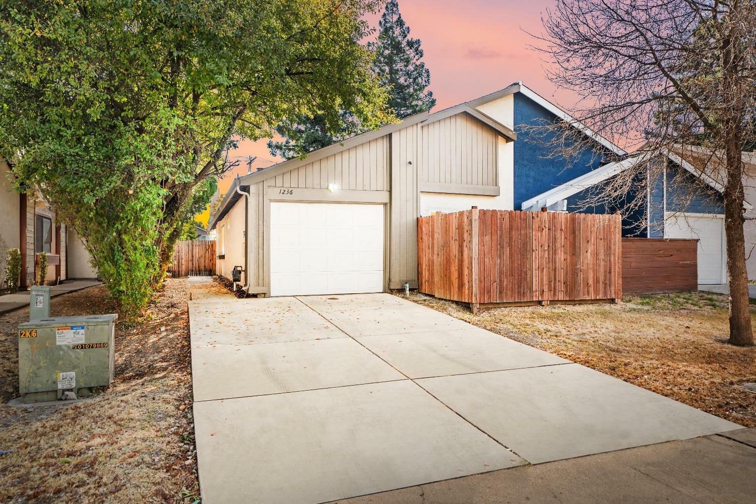 1236 Andalusia Drive  Sacramento CA 95833 photo