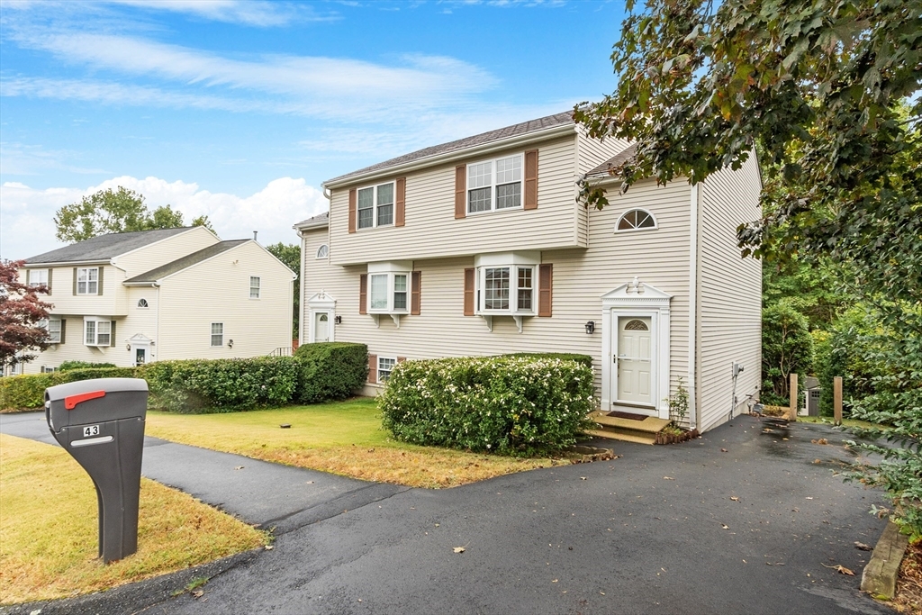 Property Photo:  43 Ledgecrest Drive  MA 01603 