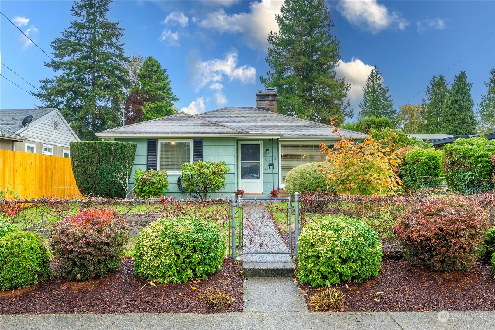 Property Photo:  6534 S D Street  WA 98408 