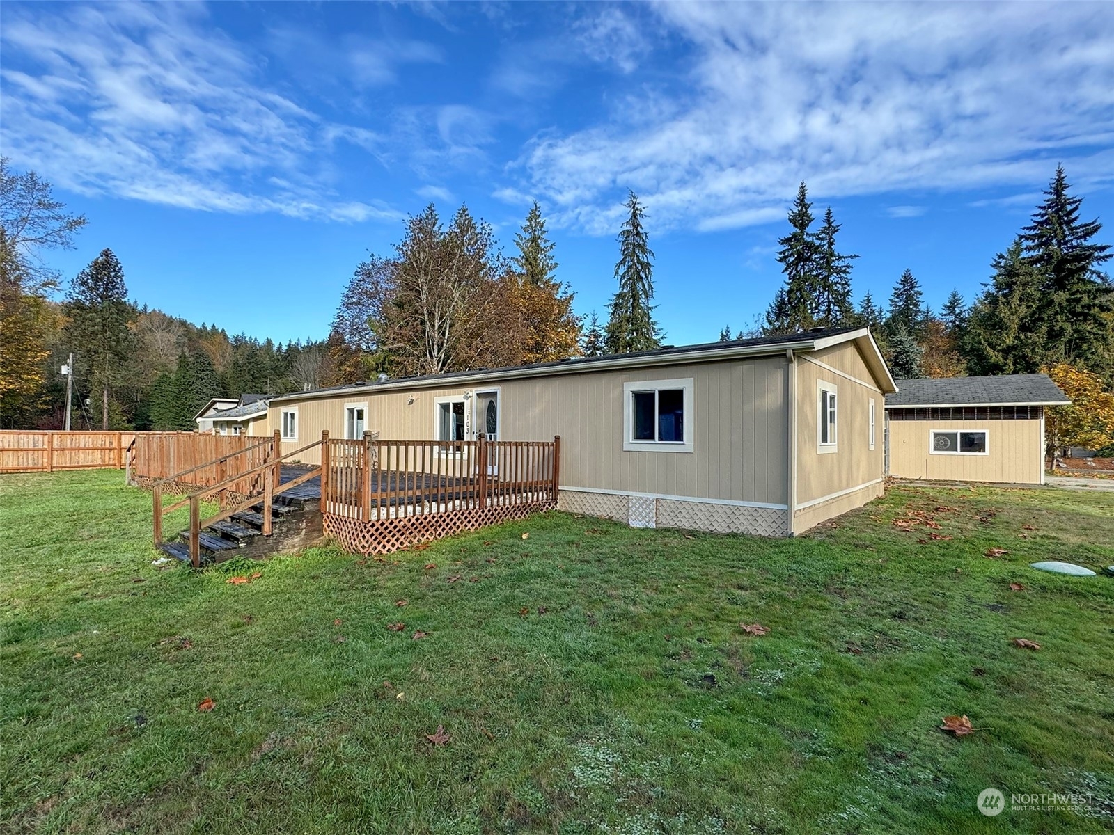 Property Photo:  103 Willow Lane  WA 98362 