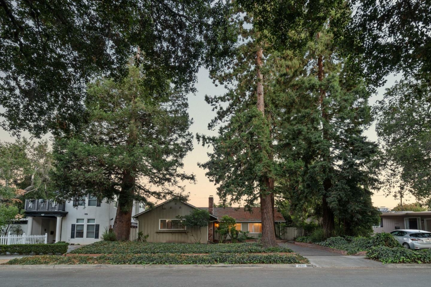 Property Photo:  2032 Lynwood Terrace  CA 95128 