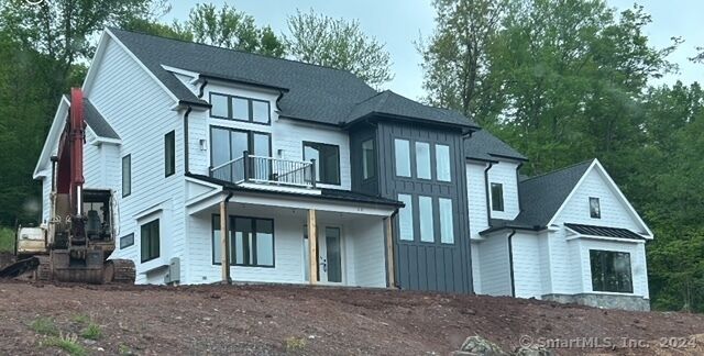 Property Photo:  