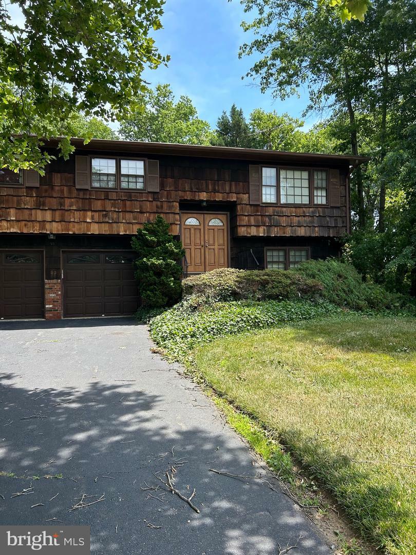 Property Photo:  93 Tudor Drive  NJ 08690 