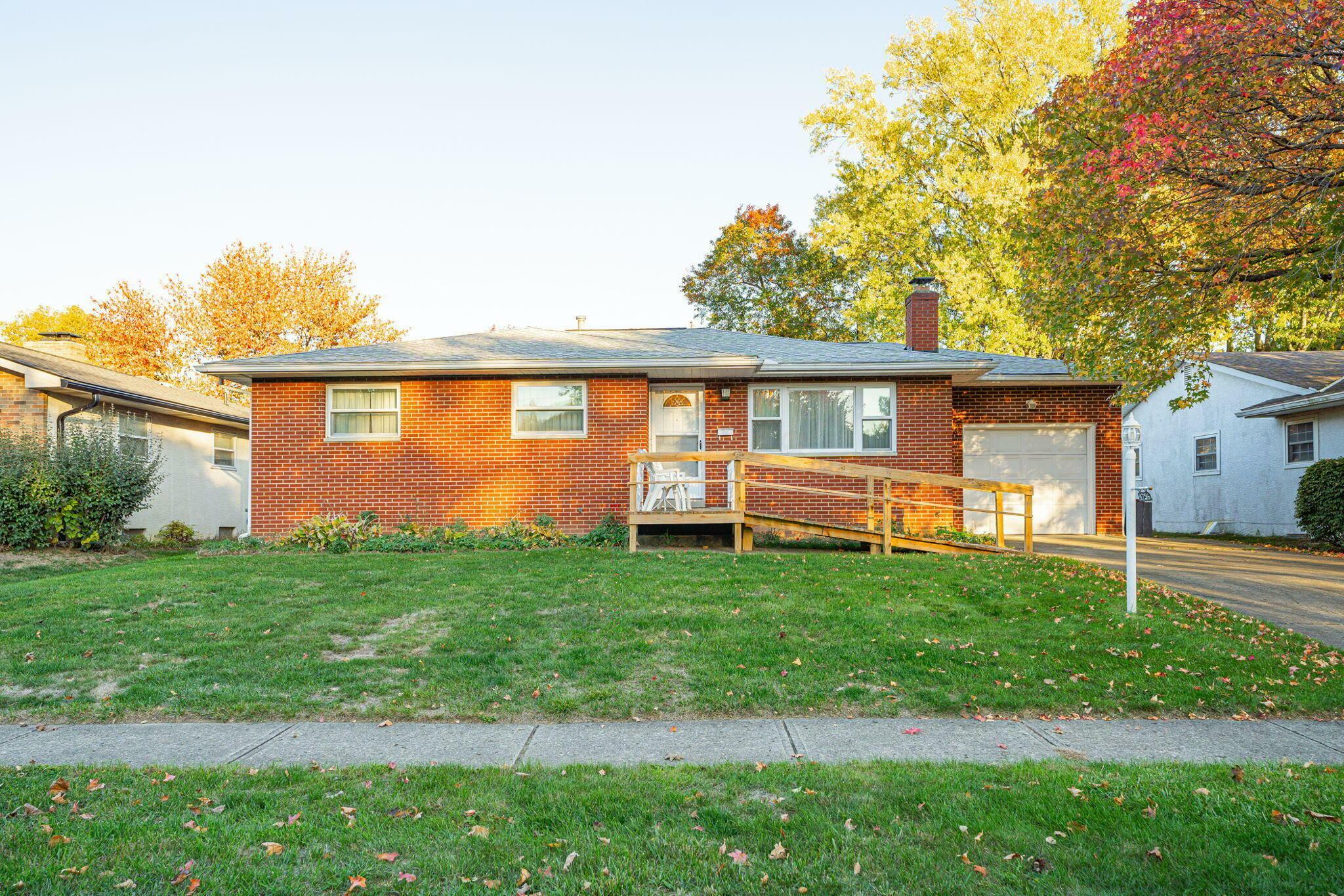 Property Photo:  4756 Esterbrook Road  OH 43229 