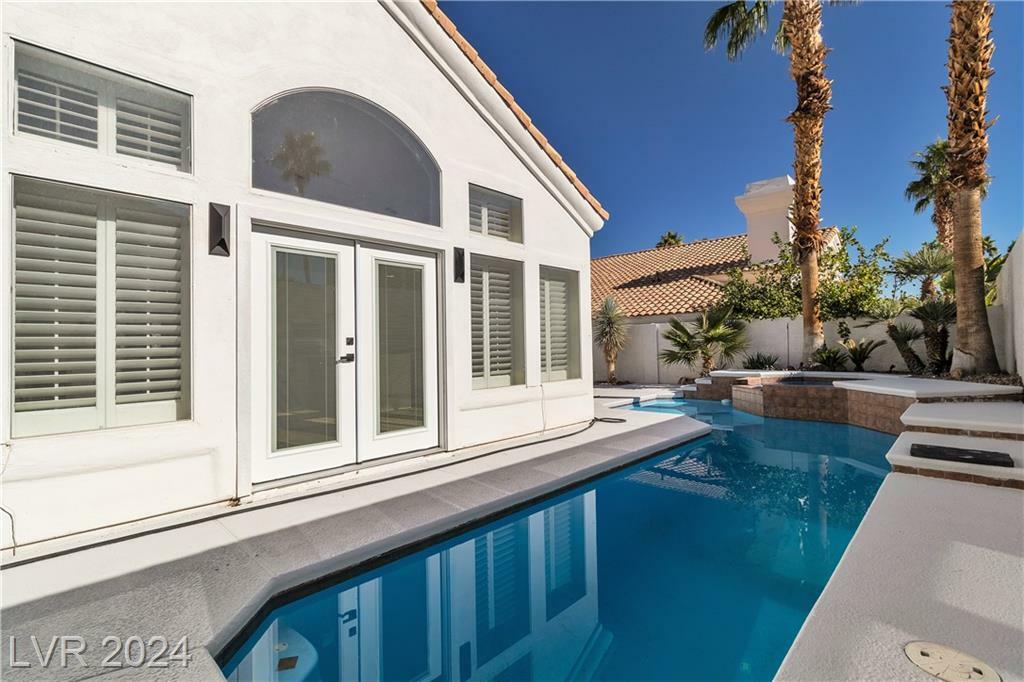 Property Photo:  8125 Sunset Cove Drive  NV 89128 