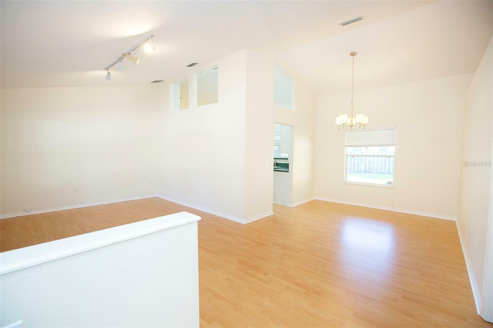 Property Photo:  5207 SW 79th Terrace  FL 32608 