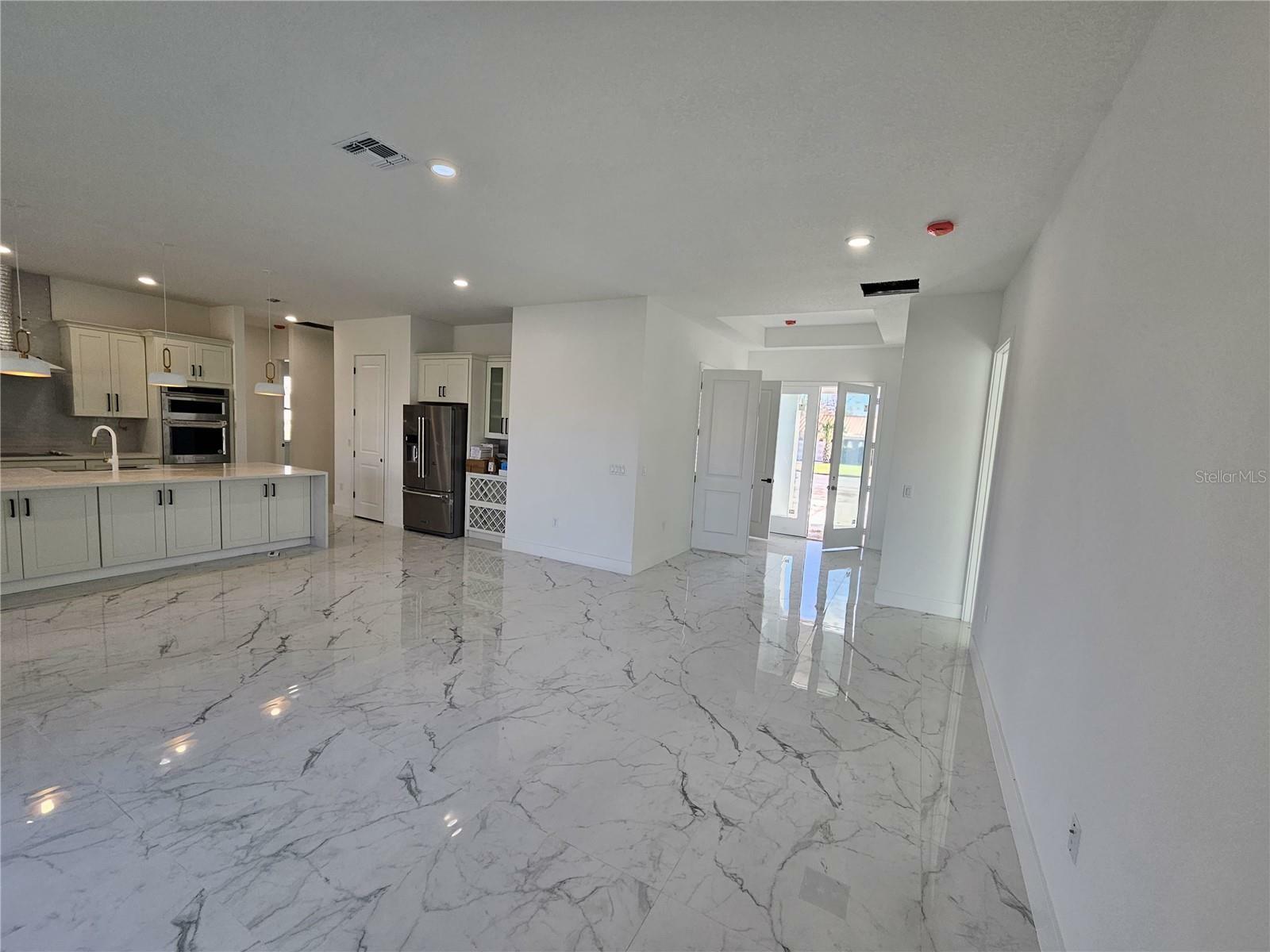 Property Photo:  399 Giovanni Drive  FL 34275 