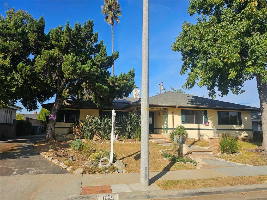 Property Photo:  635 S Vecino Drive  CA 91723 