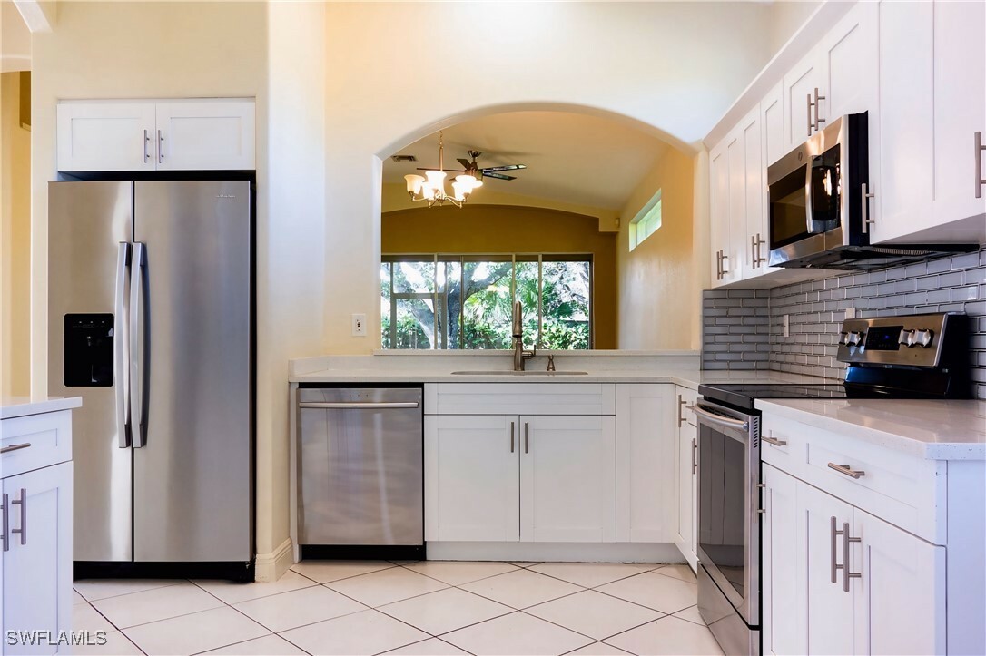 Property Photo:  8771 Ibis Cove Circle  FL 34119 