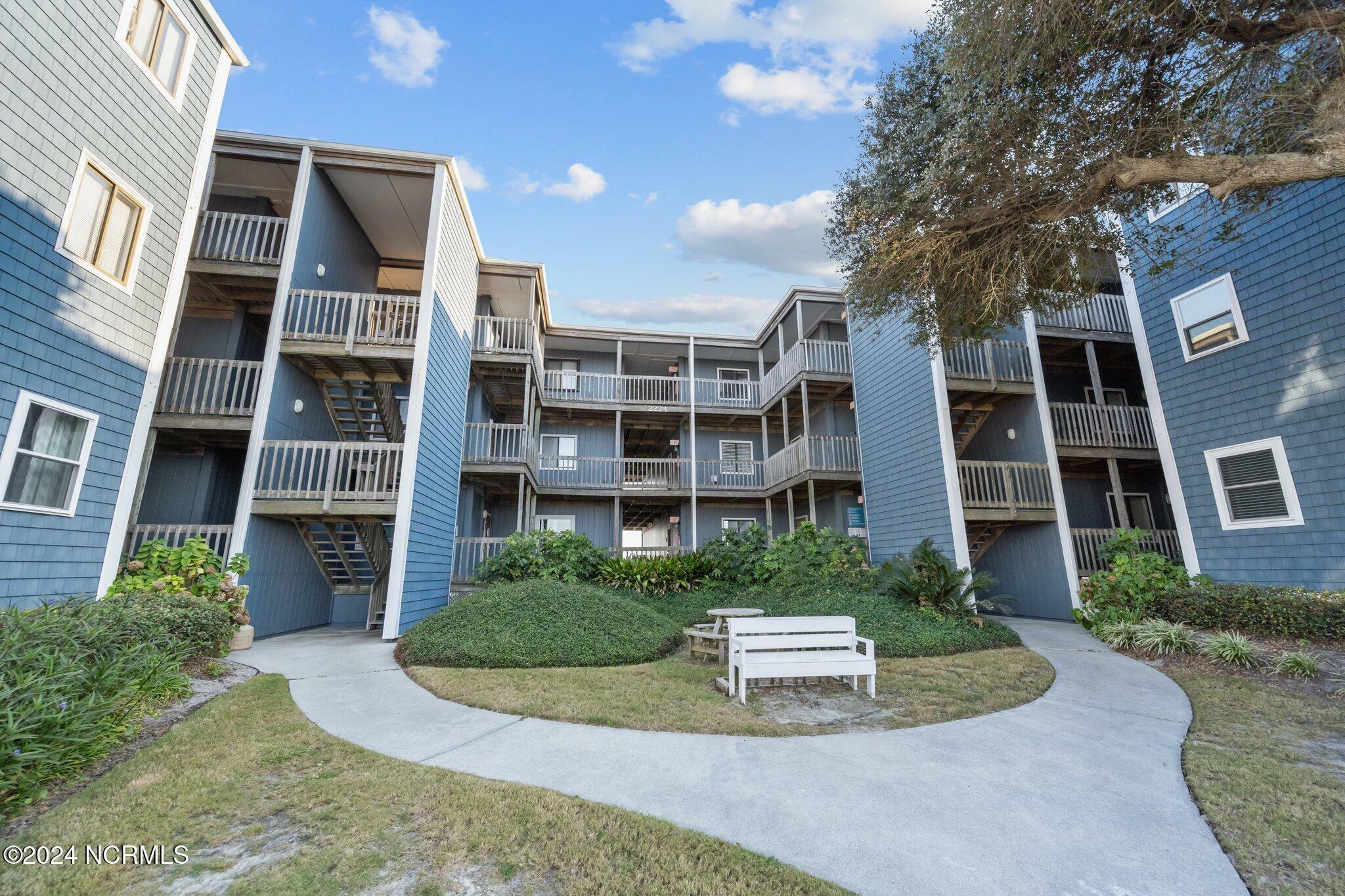 Property Photo:  2224 New River Inlet Road 338  NC 28460 