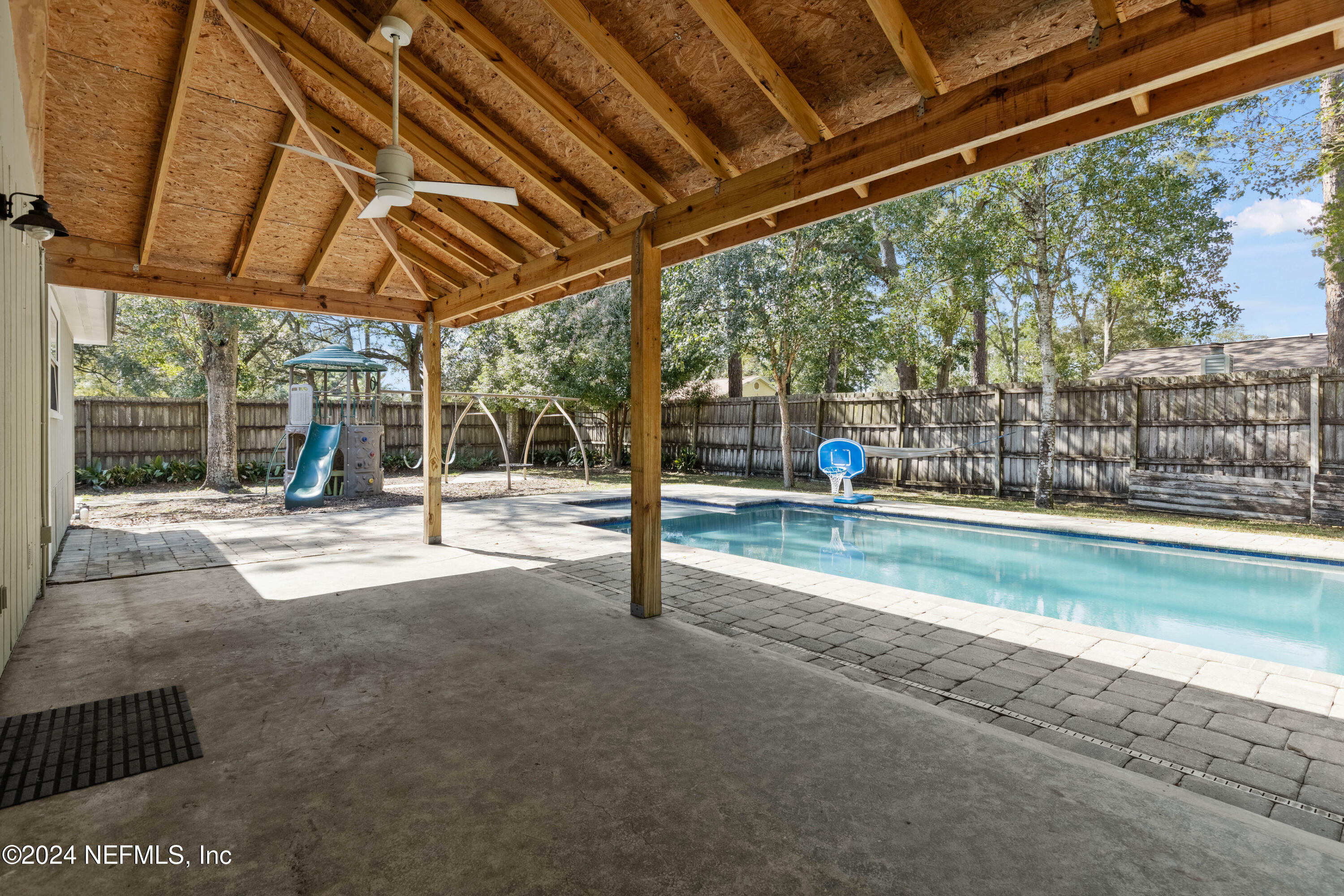 Property Photo:  12432 Allport Road  FL 32258 