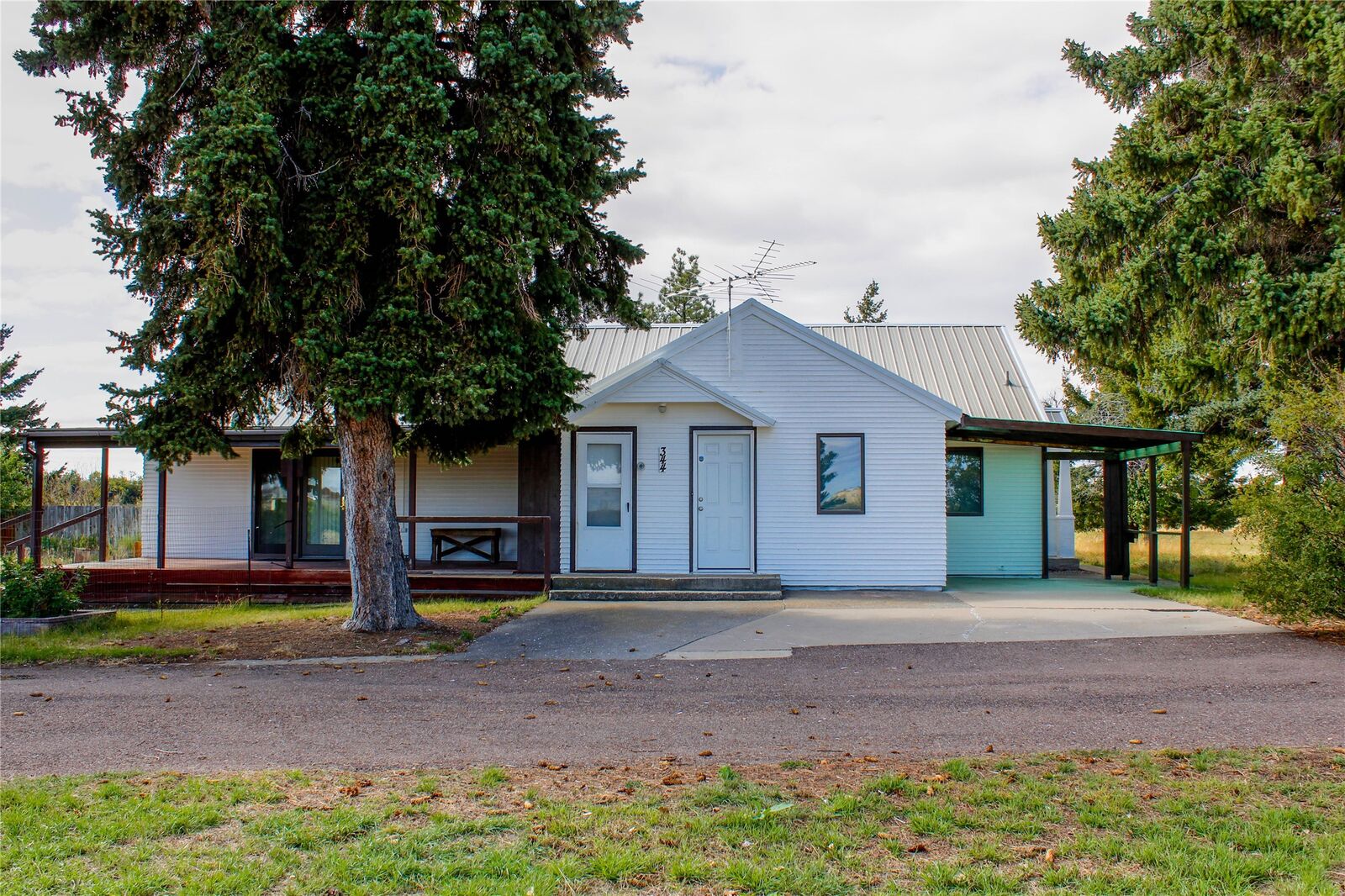 4 bed Great Falls home for sale 344 Tri Hill Frontage Road, Great Falls, MT 59404