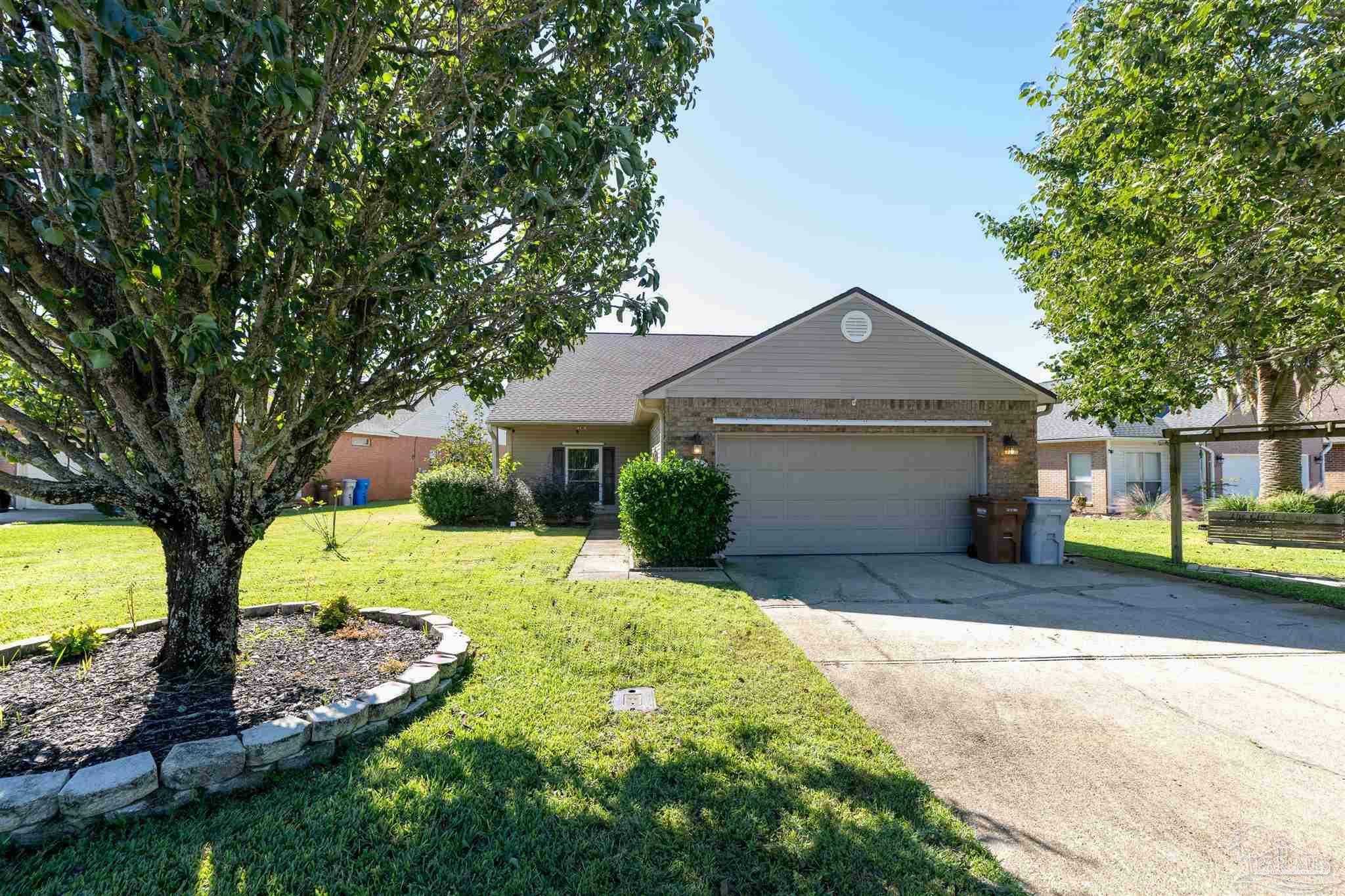 Property Photo:  4181 Soundpointe Dr  FL 32563 