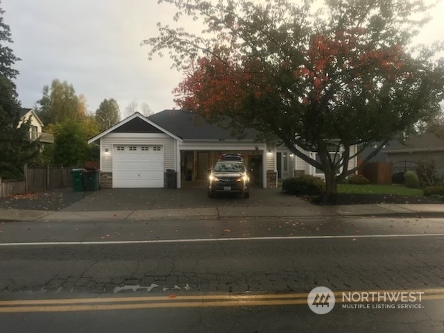 Property Photo:  21811 48th Avenue W  WA 98043 