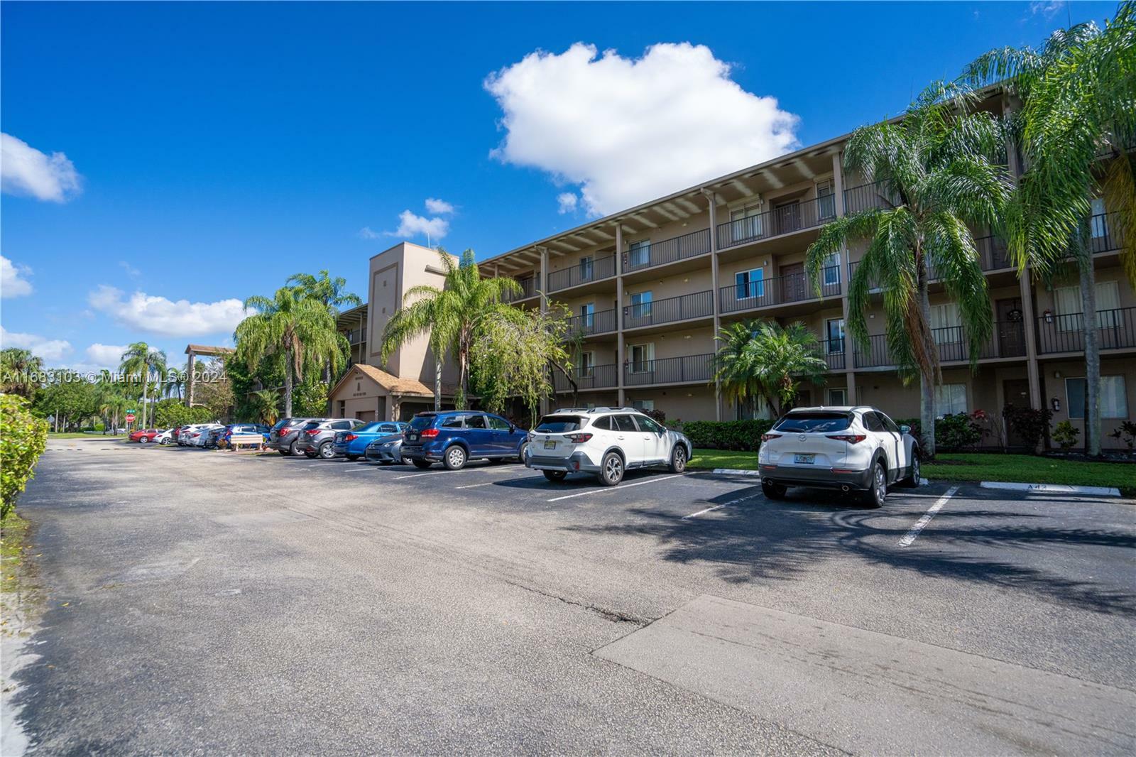 Property Photo:  1601 SW 128th Ter 305A  FL 33027 