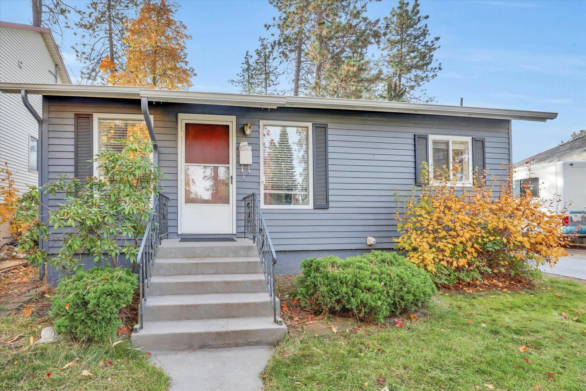 Property Photo:  18 E 34th Ave  WA 99203 