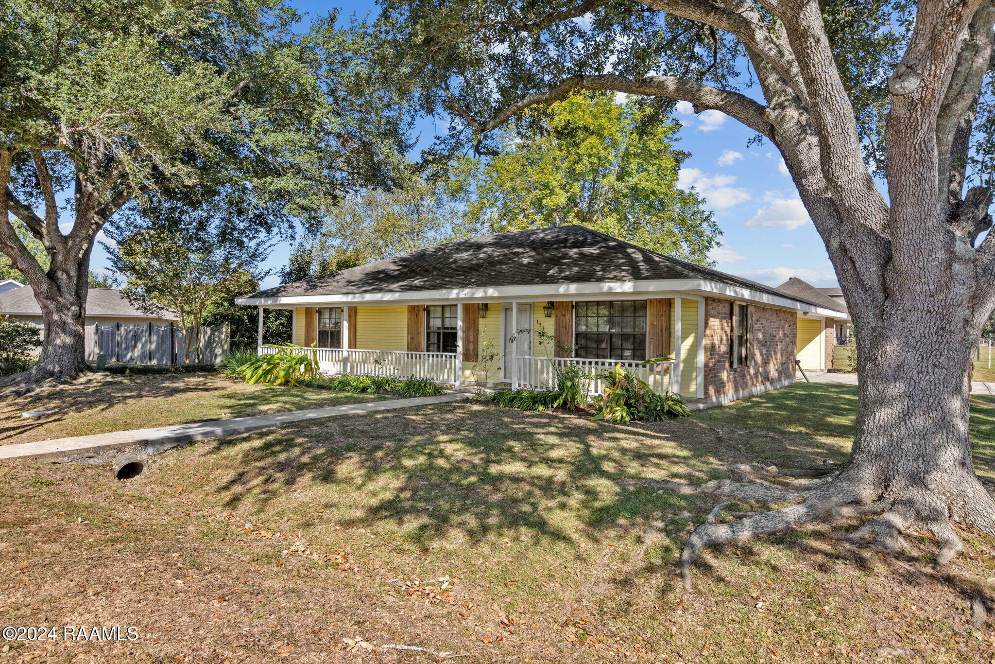 Property Photo:  131 Briar Green Drive  LA 70592 