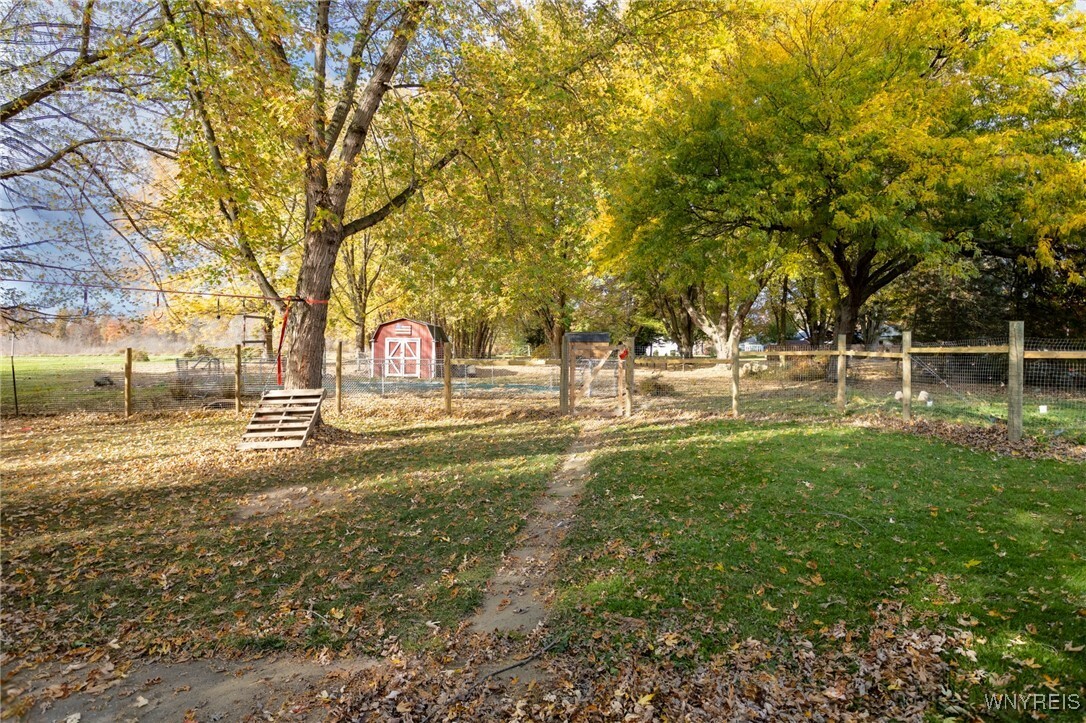 Property Photo:  3900 Ransomville Road  NY 14131 