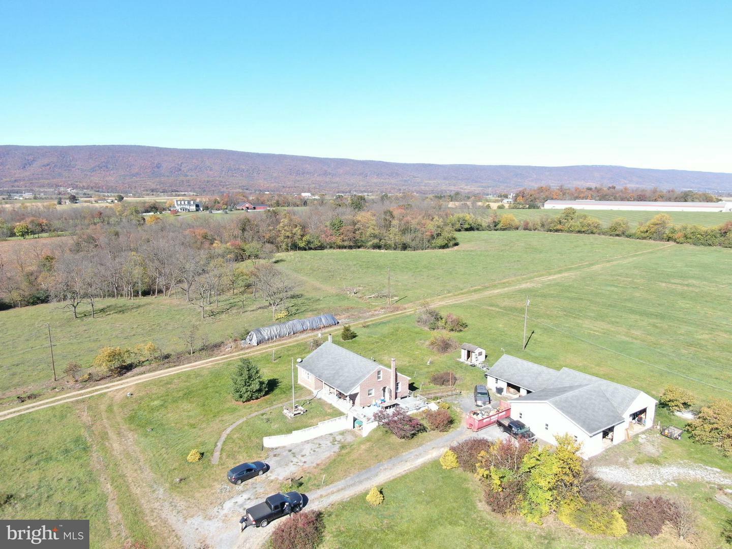 Property Photo:  15 Laughlin Lane  PA 17240 