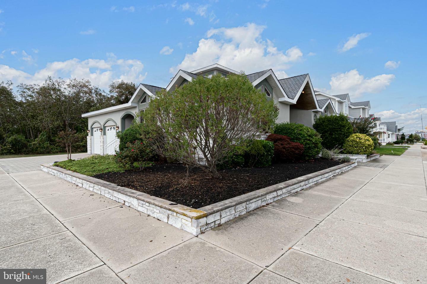 Property Photo:  9500 Seaview Avenue  NJ 08260 