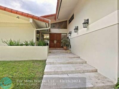 Property Photo:  1312 Obispo Ave  FL 33134 