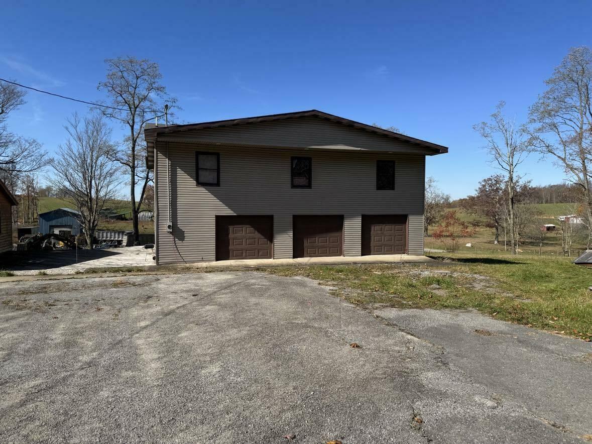 Property Photo:  2710 Loops Rd  WV 25962 