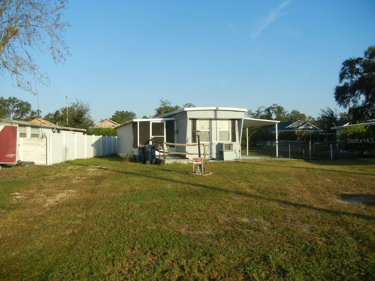 Property Photo:  1370 County Drive  FL 32778 