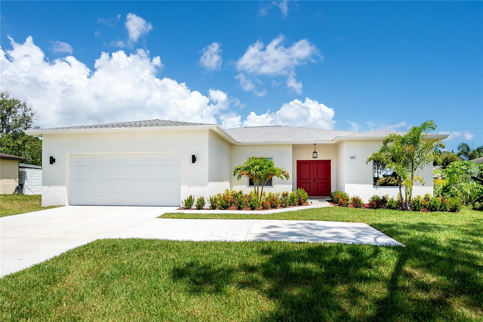 Property Photo:  143 SW Thornhill Drive  FL 34984 