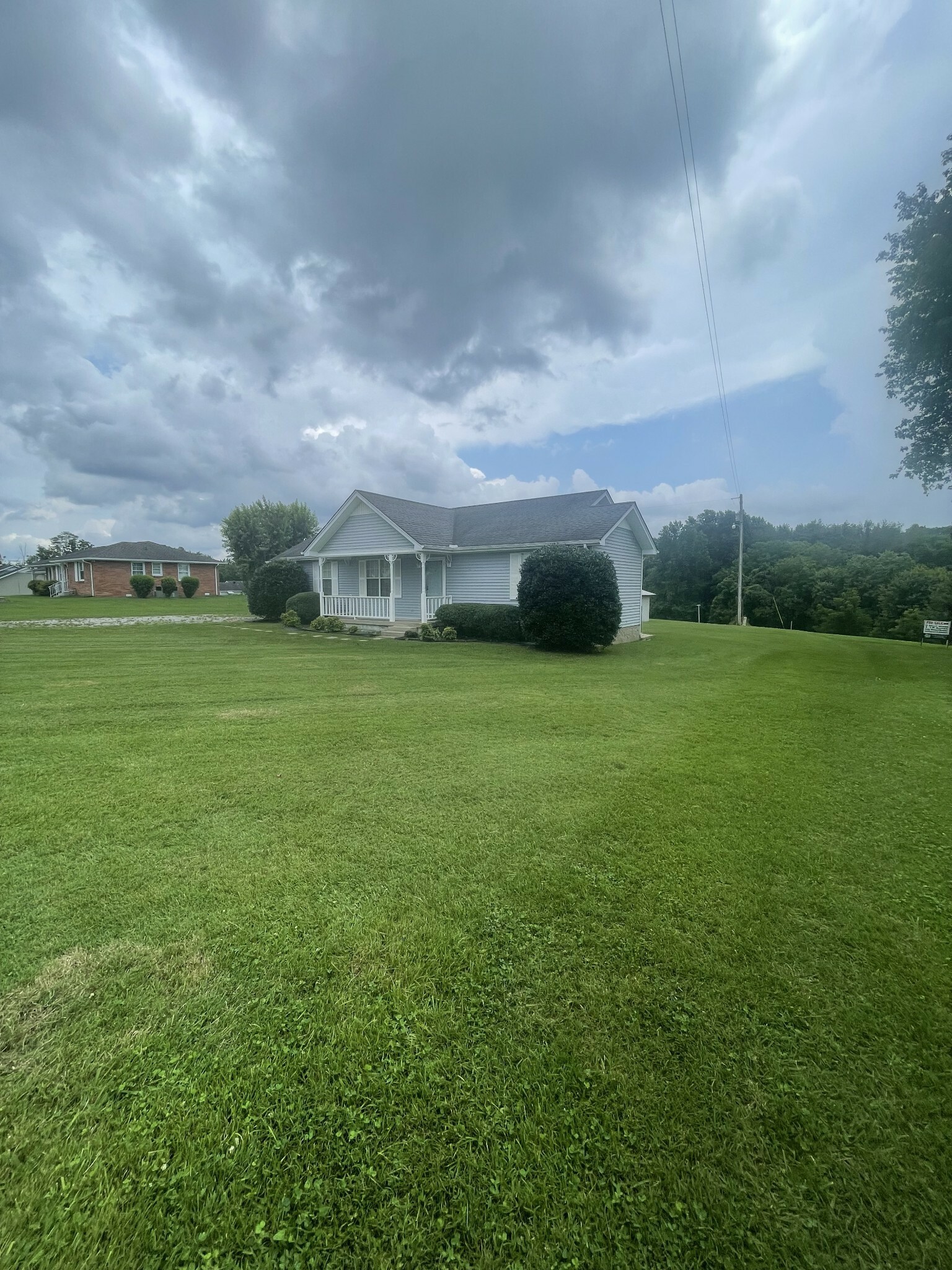 Property Photo:  310 Galen Rd  TN 37083 