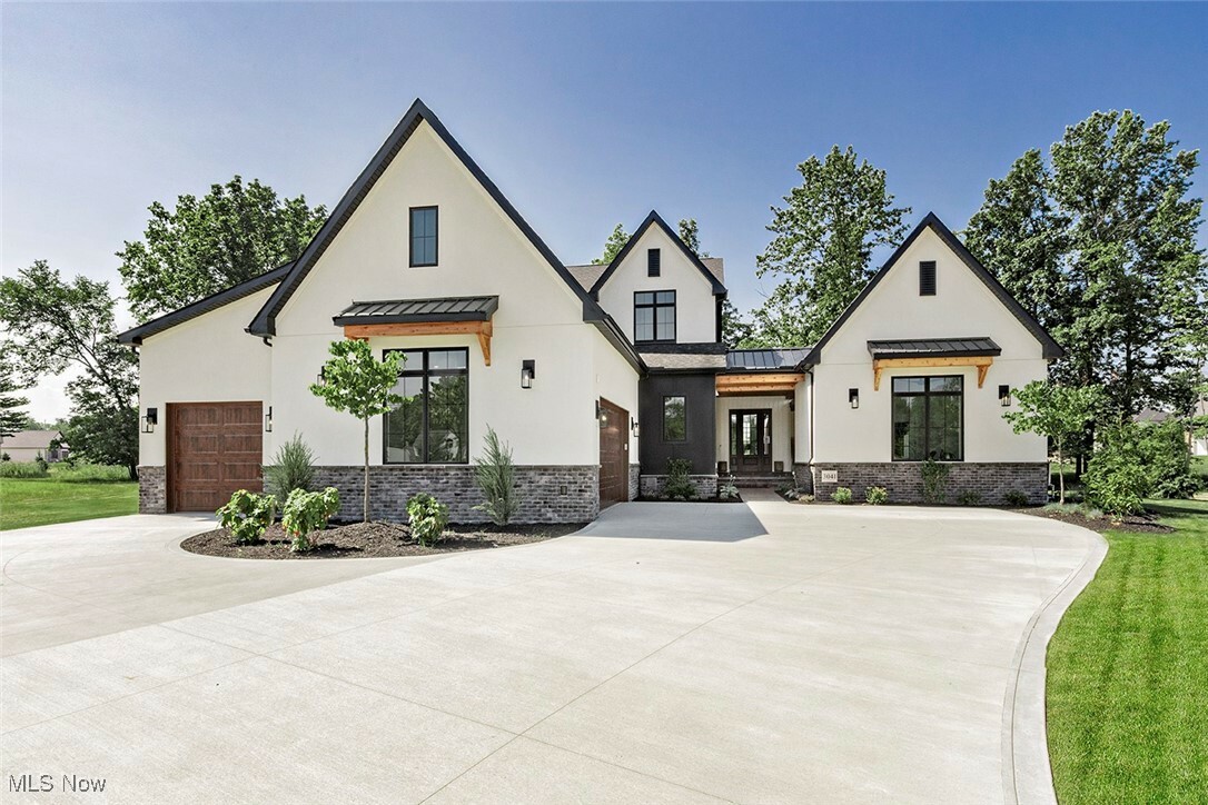 Property Photo:  3041 Andrews Lane  OH 44092 