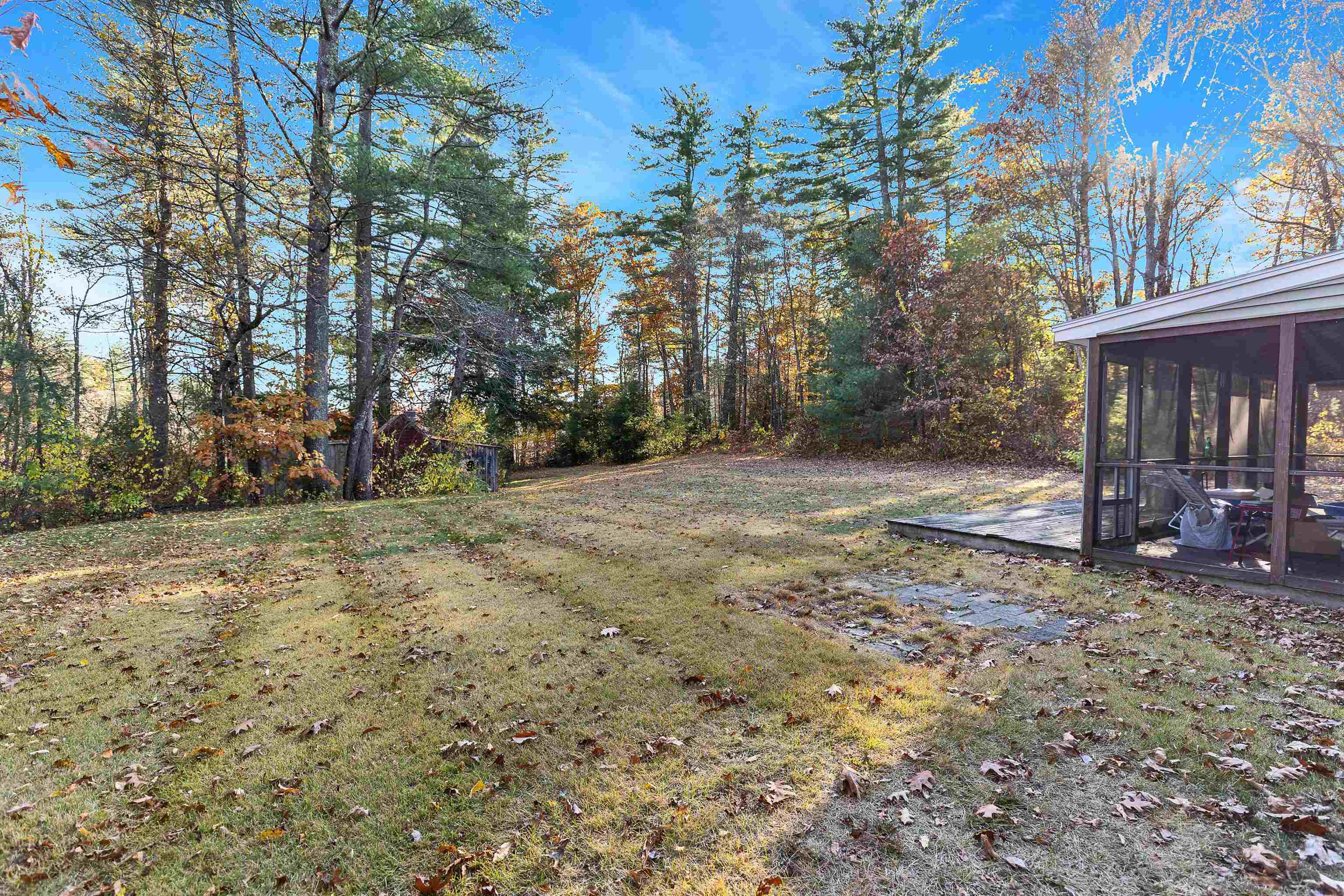 Property Photo:  512 Fremont Road  NH 03036 