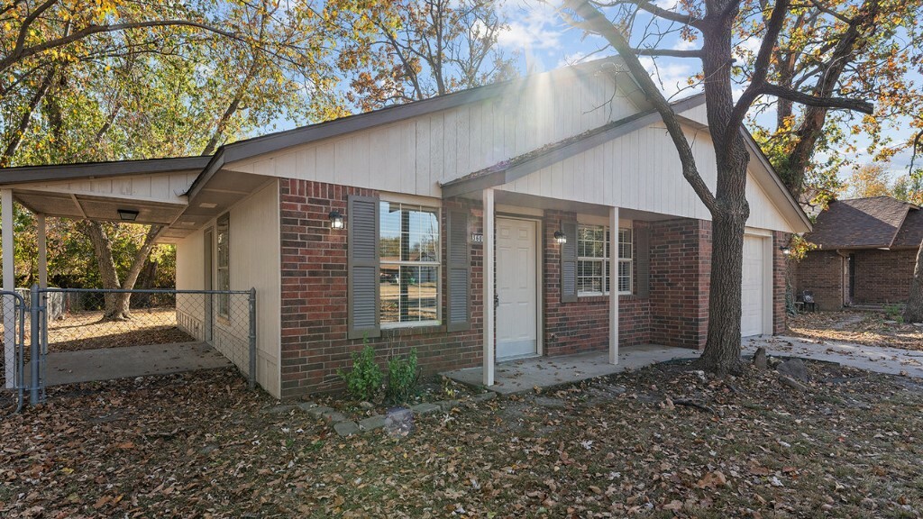 Property Photo:  3608 W Beechwood Drive  AR 72756 