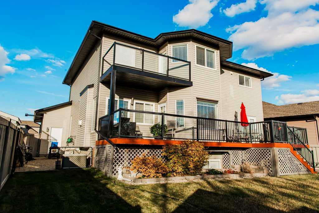 Photo de la propriété:  9305 Lakeshore Court  AB T8X 1S4 